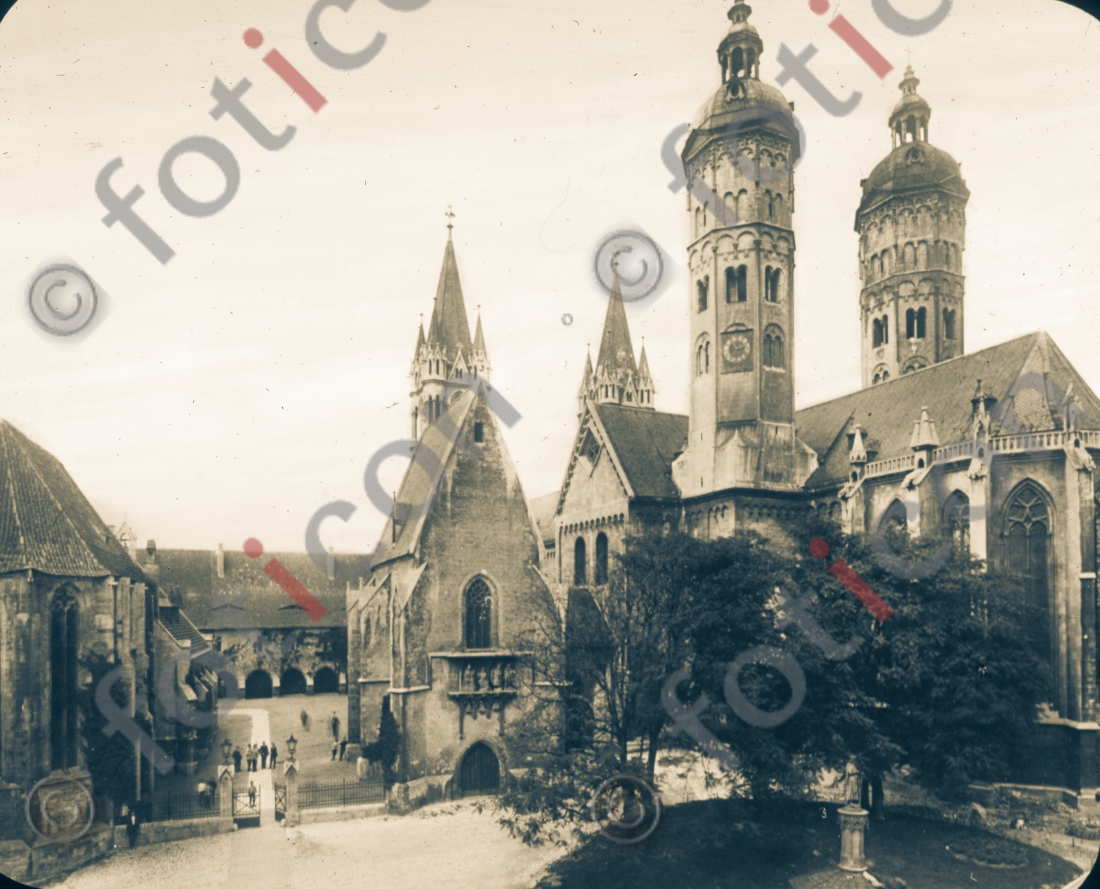 Naumburger Dom I Naumburg Cathedral (foticon-simon-169-065-sw.jpg)